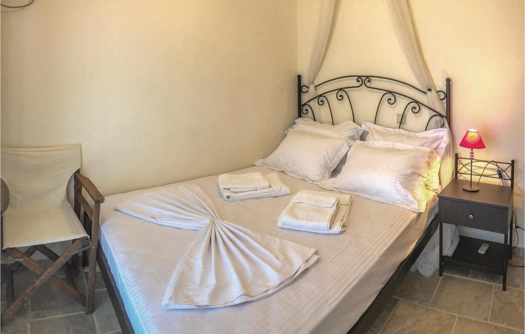 Amazing Home In Koroni With Wifi Екстер'єр фото